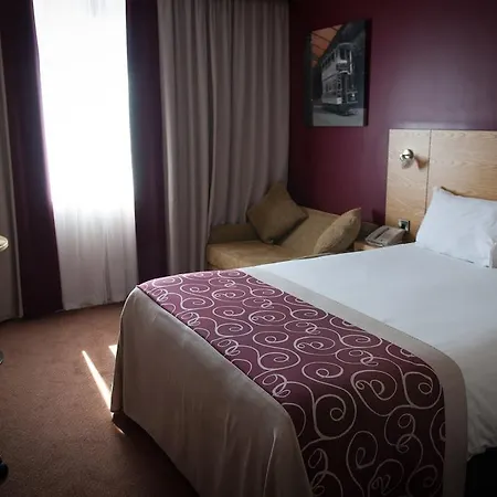 Hotel Leonardo
