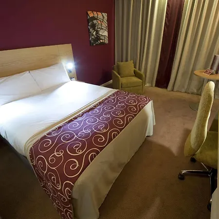Leonardo Hotel 4*