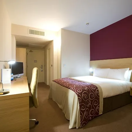 Leonardo 4* Sheffield
