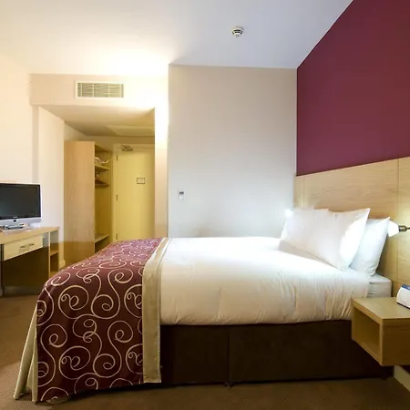 Leonardo Hotel